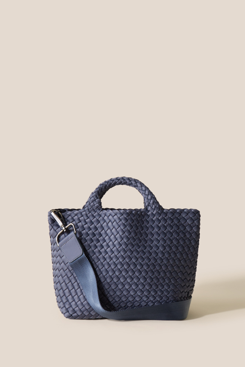 ◆Naghedi◆St.Barths スモール ウーブン トートバッグ/Laurel◆ NAGHEDI - St. Barths Large Tote in Laurel – Bernstein & Gold