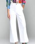 Vilagallo, Noa Pant- White