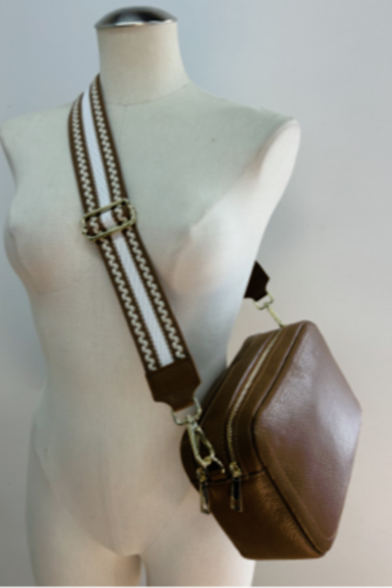 Embroidered strap crossbody bag hotsell