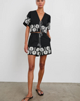 Rails, Pari Top-Black Ivory Palm Trees