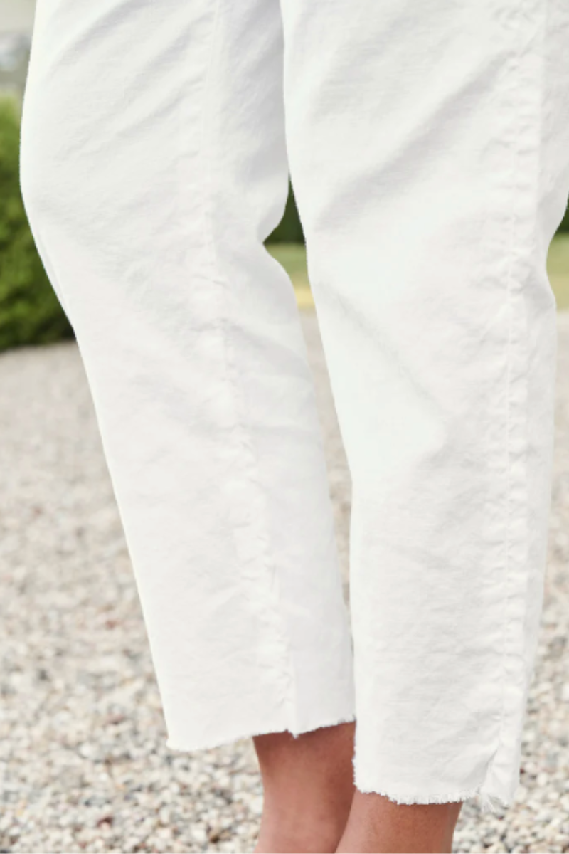 Frank & Eileen, The Wicklow Linen Chino- White