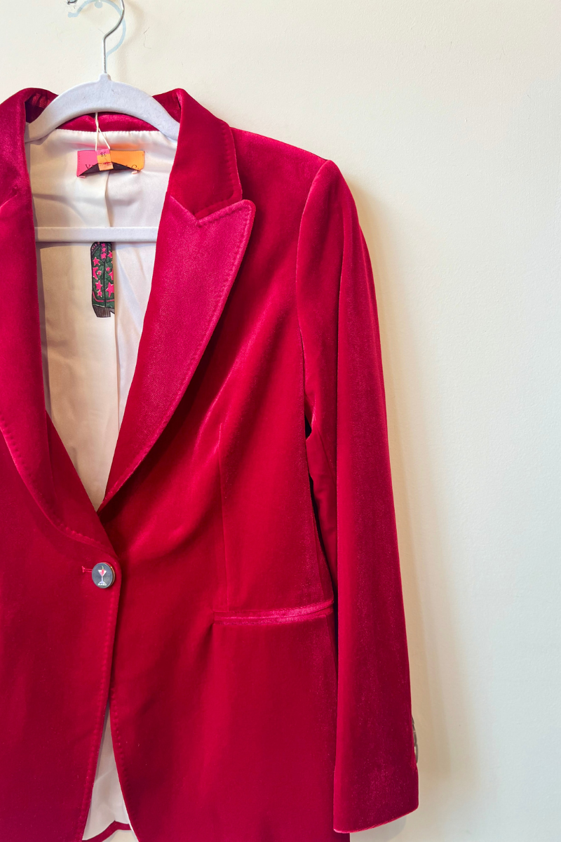 Vilagallo, Red Velvet Jacket