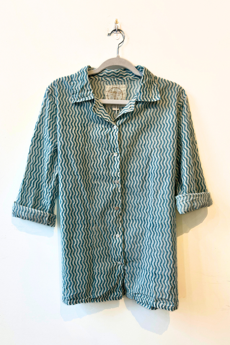 Auntie Oti, Wavy Button Shirt