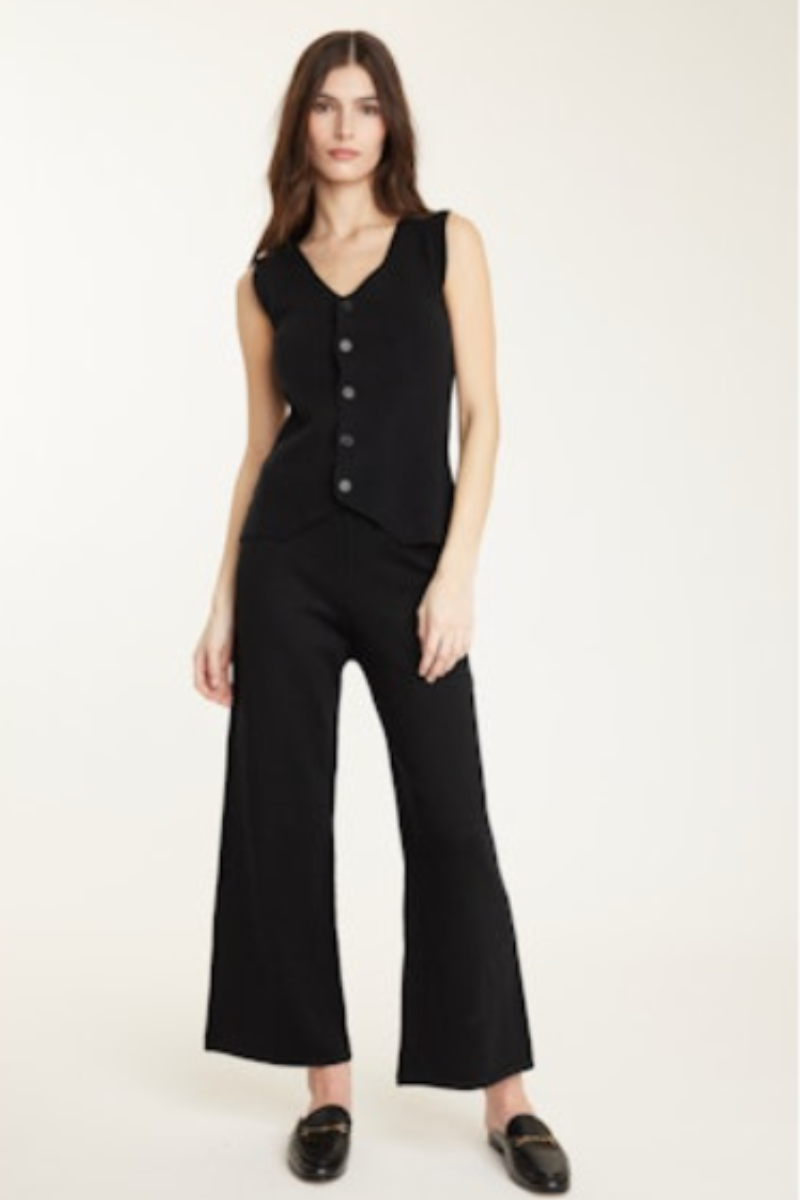 Pistache,  Black Knit Pant