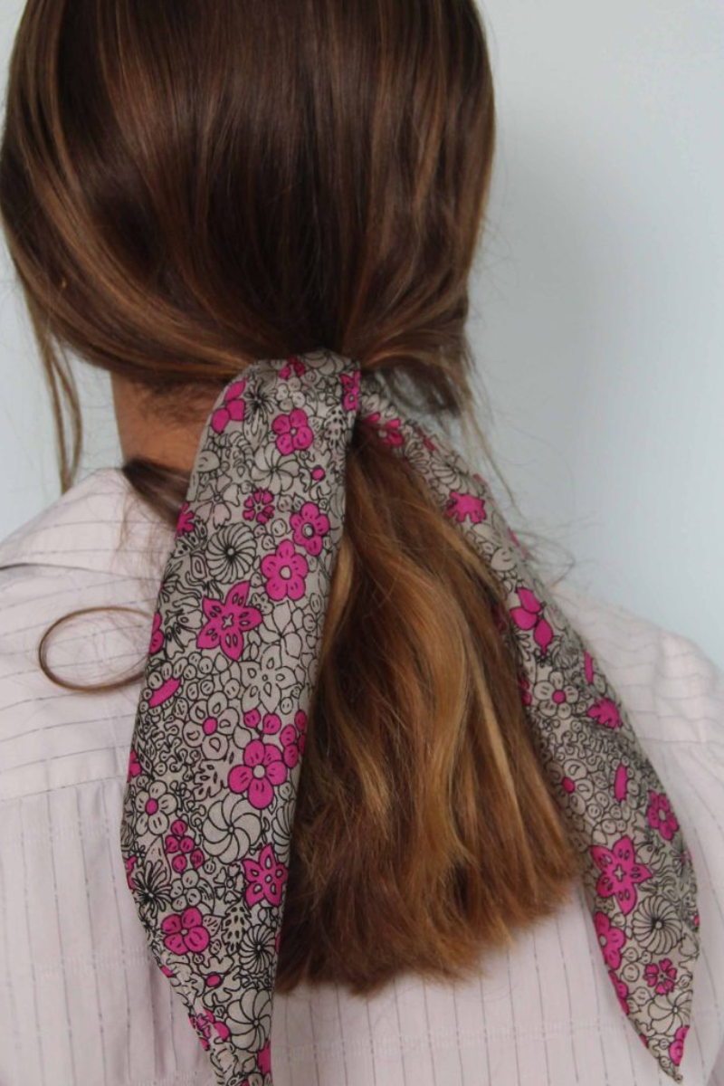 Les Belles Vagabondes, Mini Summer Scarf- Fushia