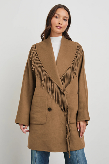 Rails, Hugo Coat-Camel