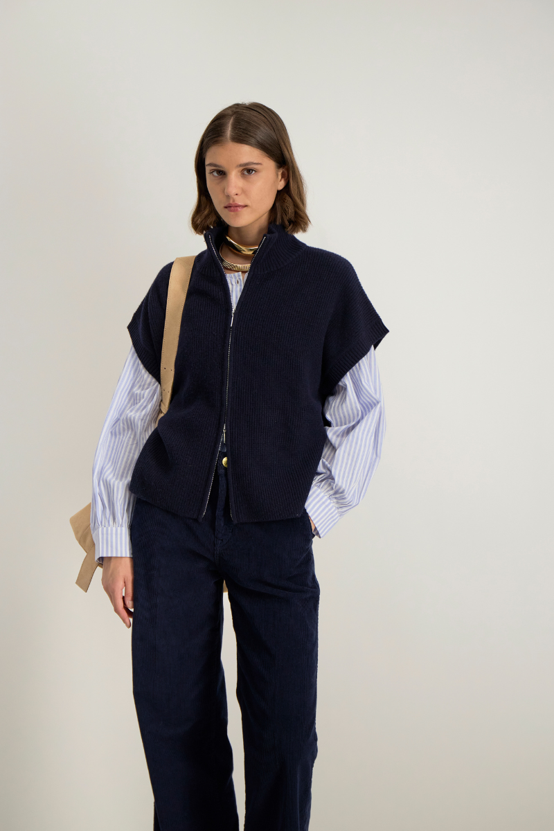 Stella Forest, Velyka Vest