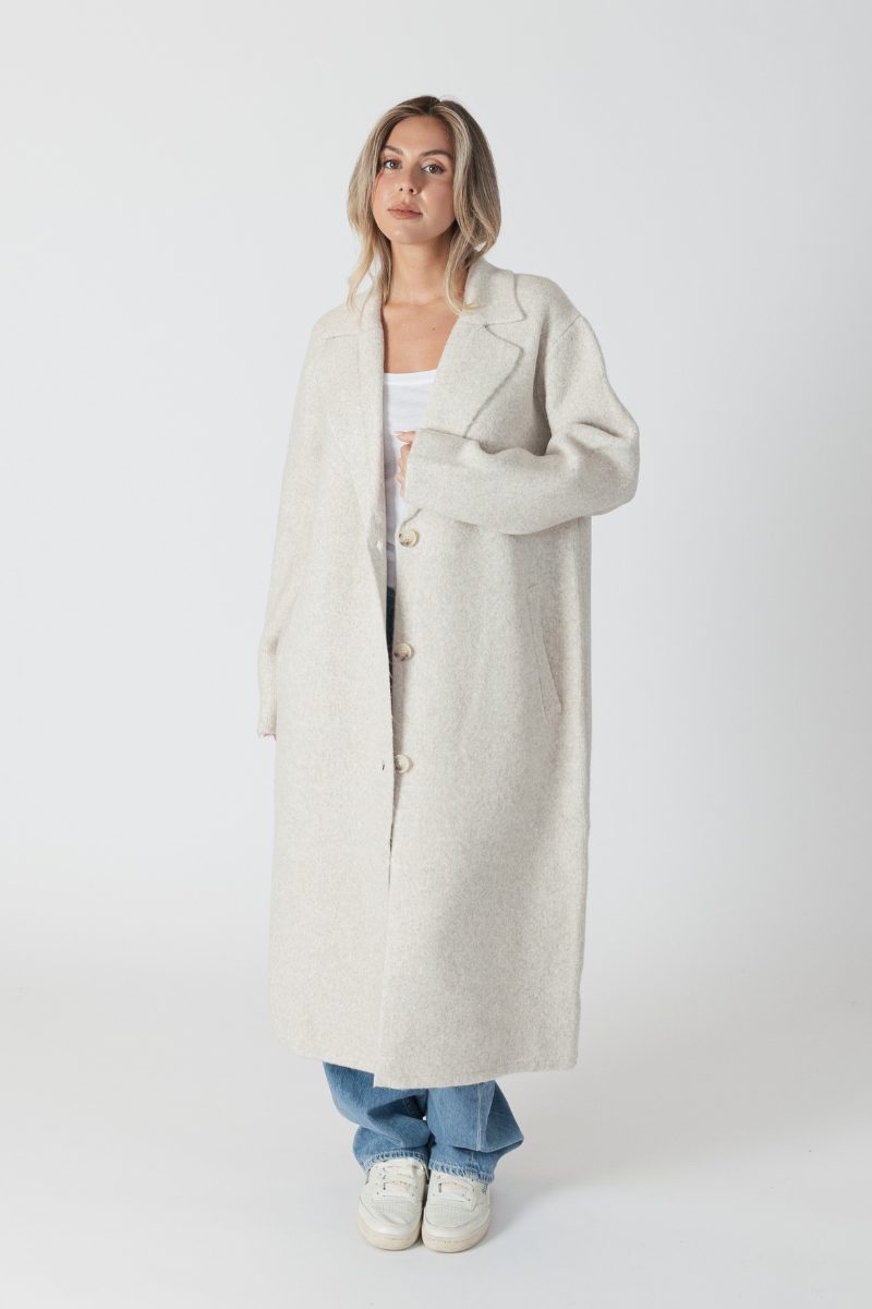 Lyla & Luxe, Victoria Oversize Coat-Beige