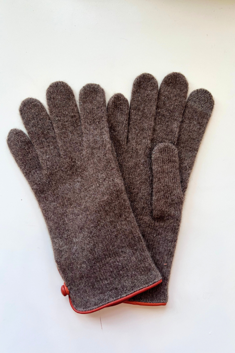 SantaCana, Wool & Cashmere Glove with Piping and Leather Button