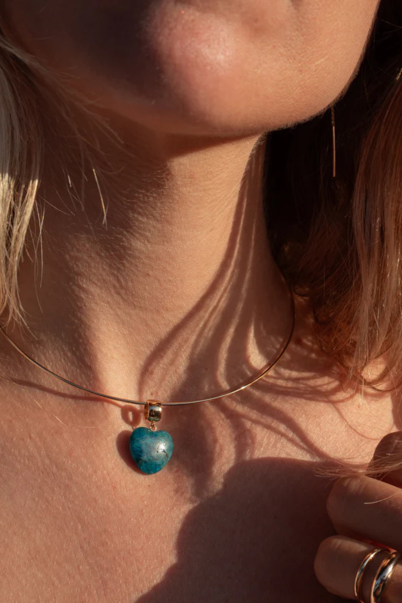 Thatch, Gemma Apatite Bail Charm