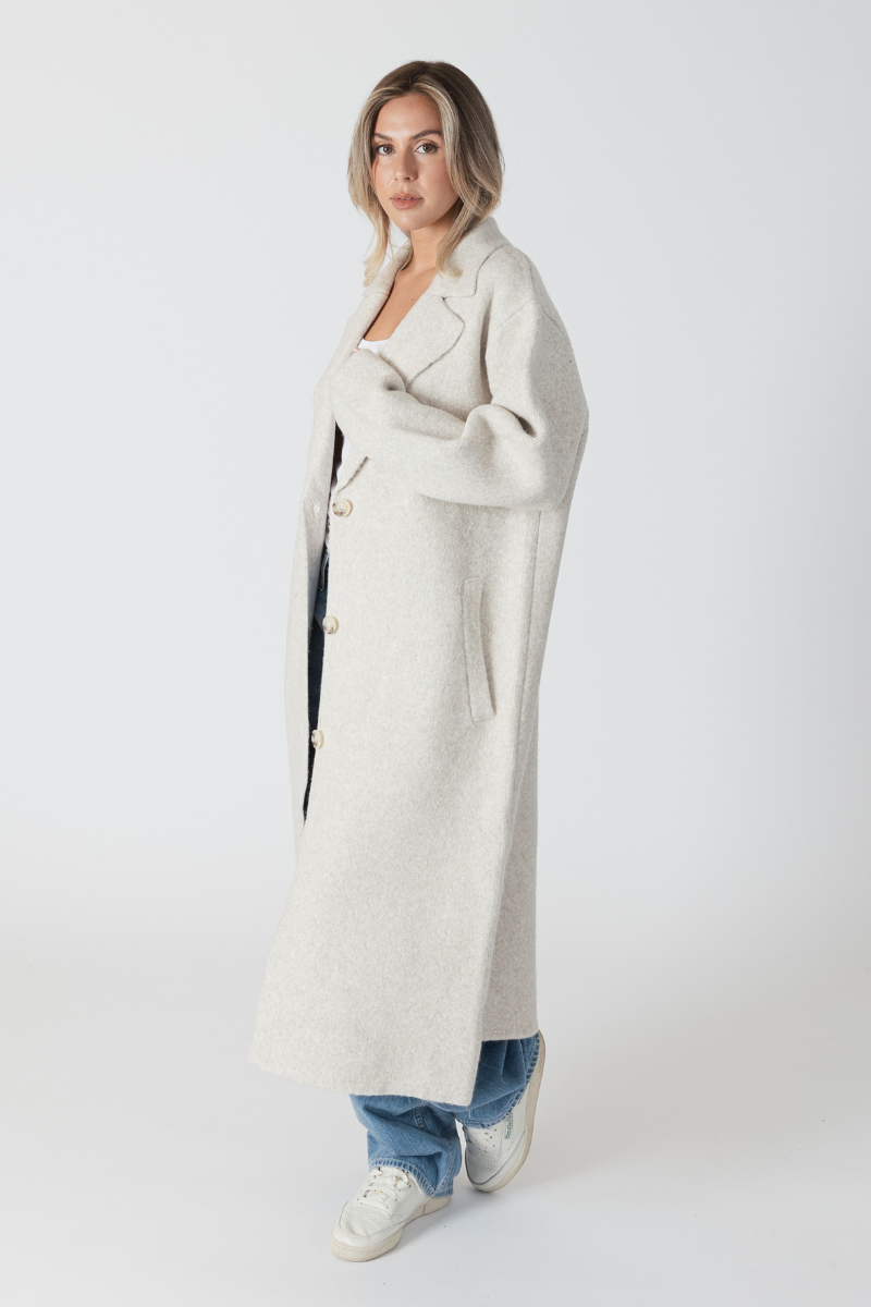 Lyla & Luxe, Victoria Oversize Coat-Beige