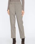 Brochu Walker, Talia Pant - Gravel