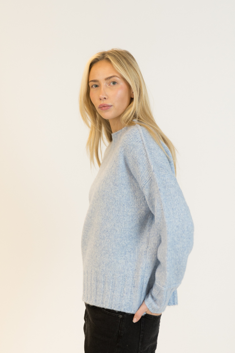 Lyla & Luxe, Tanya Crewneck Pullover