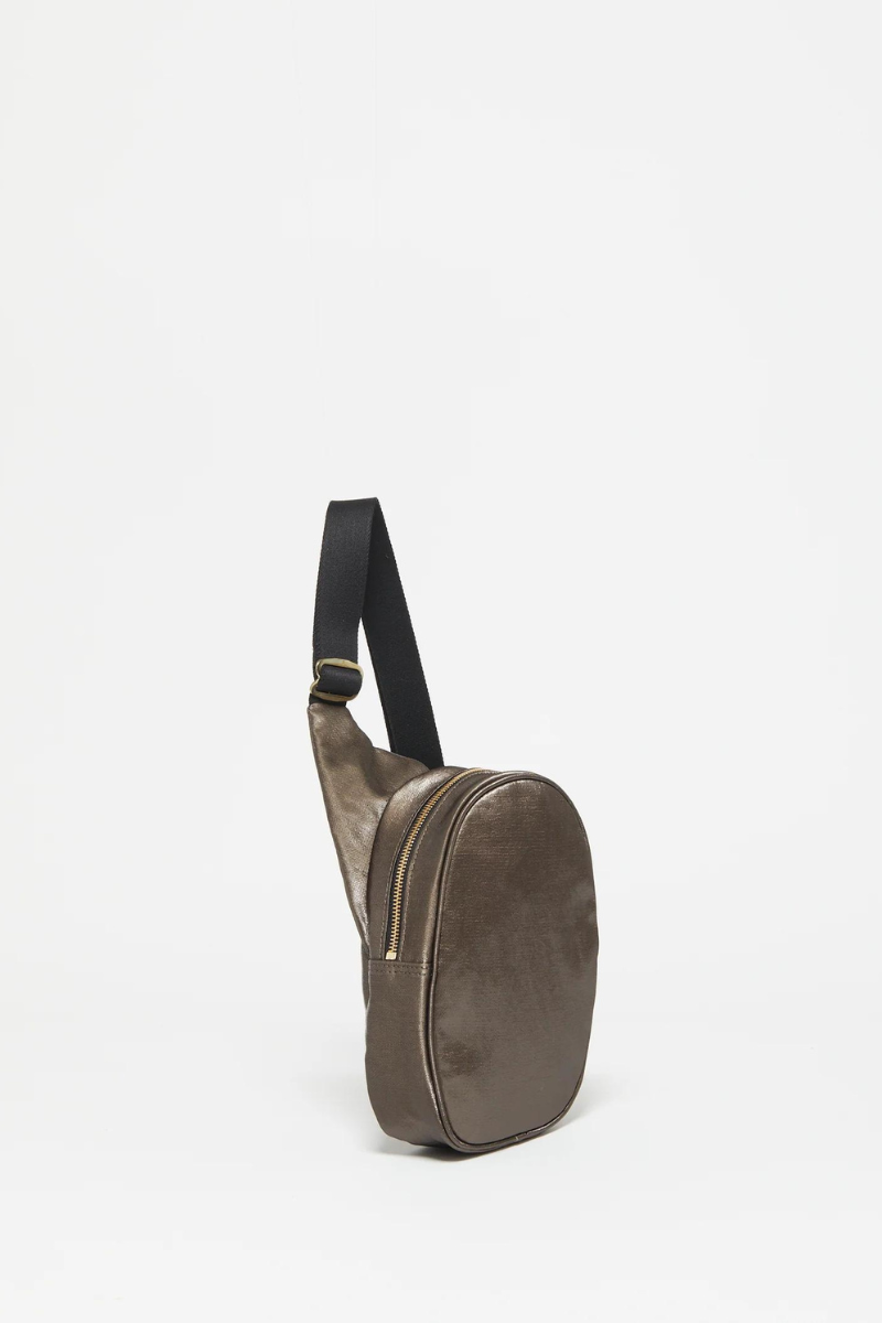 Jack Gomme, Kangourou Asymmetrical Linen Bag