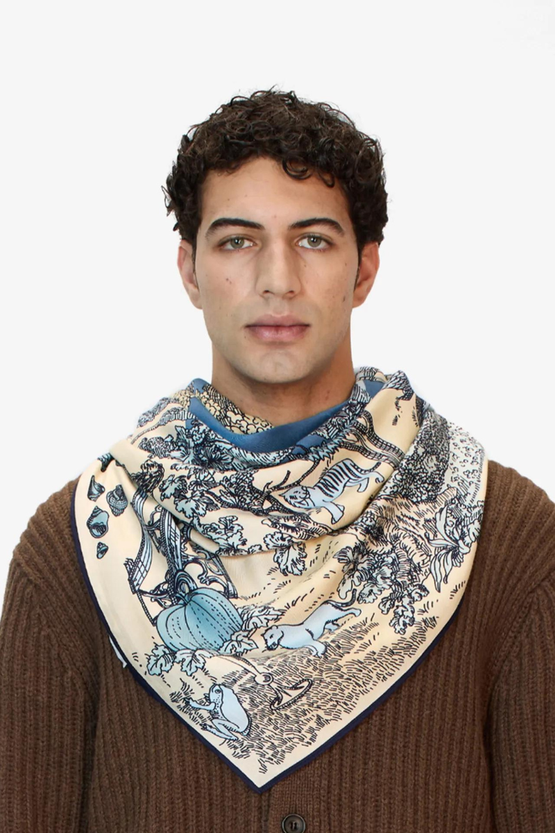 Inoui Editions, Four Seasons Square 130 Scarf-Blue