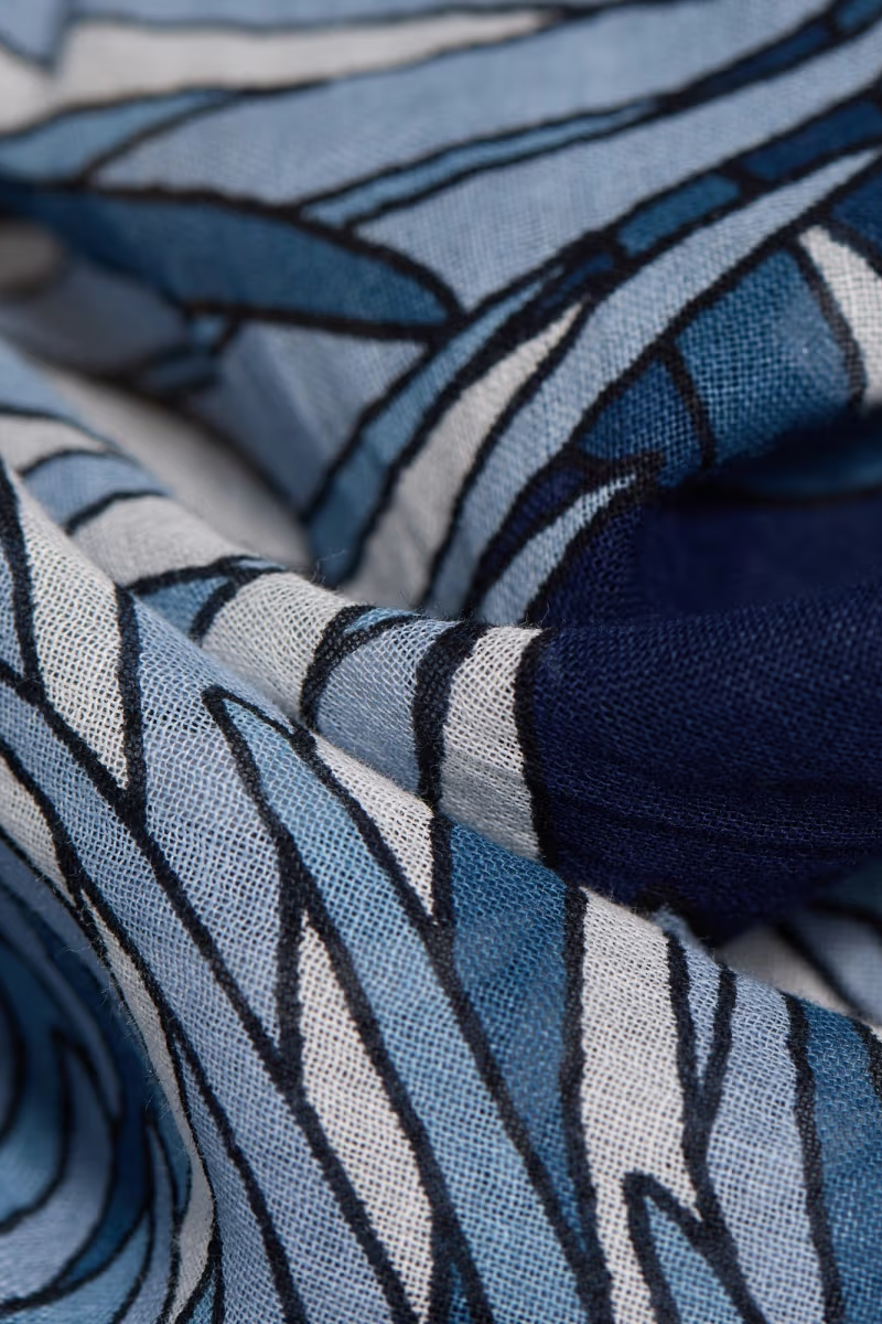 Inoui Editions, Etole 100 Cotton Freddy Scarf-Navy Blue