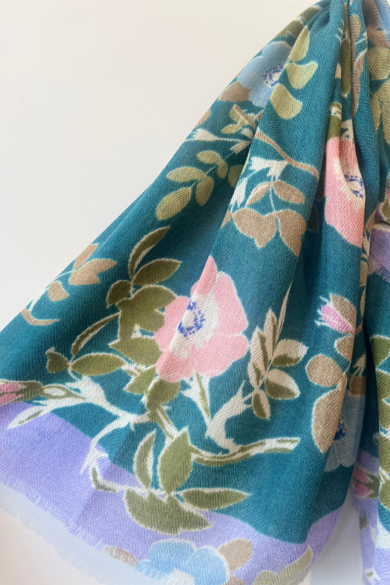 ÉPICE Paris,  Square Scarf- Emerald