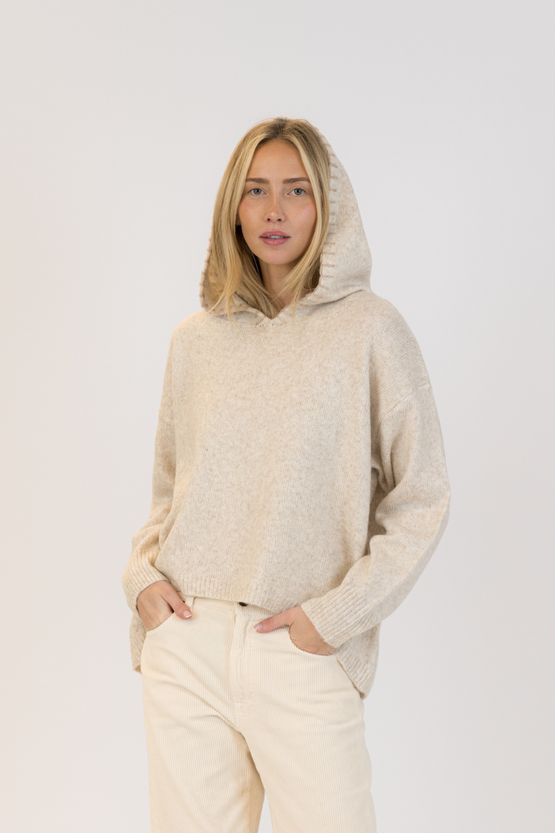Lyla & Luxe, Penny Pullover with Heart on the Back - Beige/Camel
