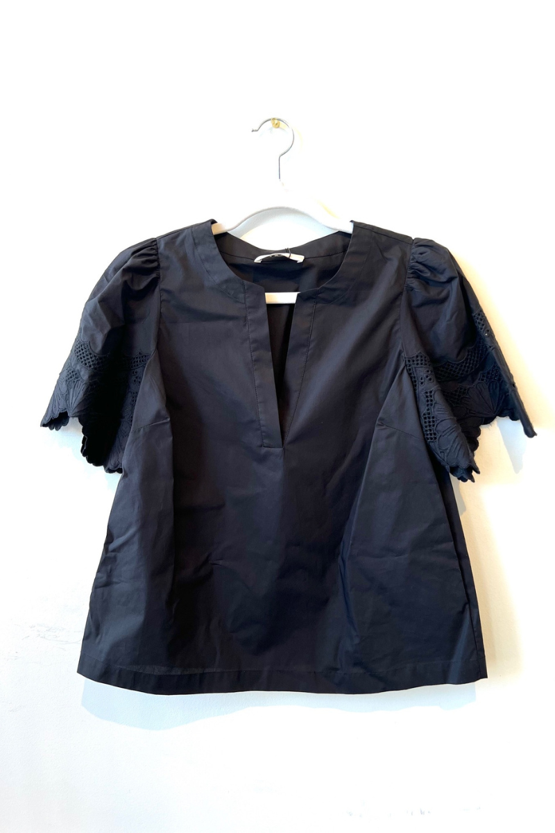 MeiMeiJ, Lacy Sleeves Blouse- Black