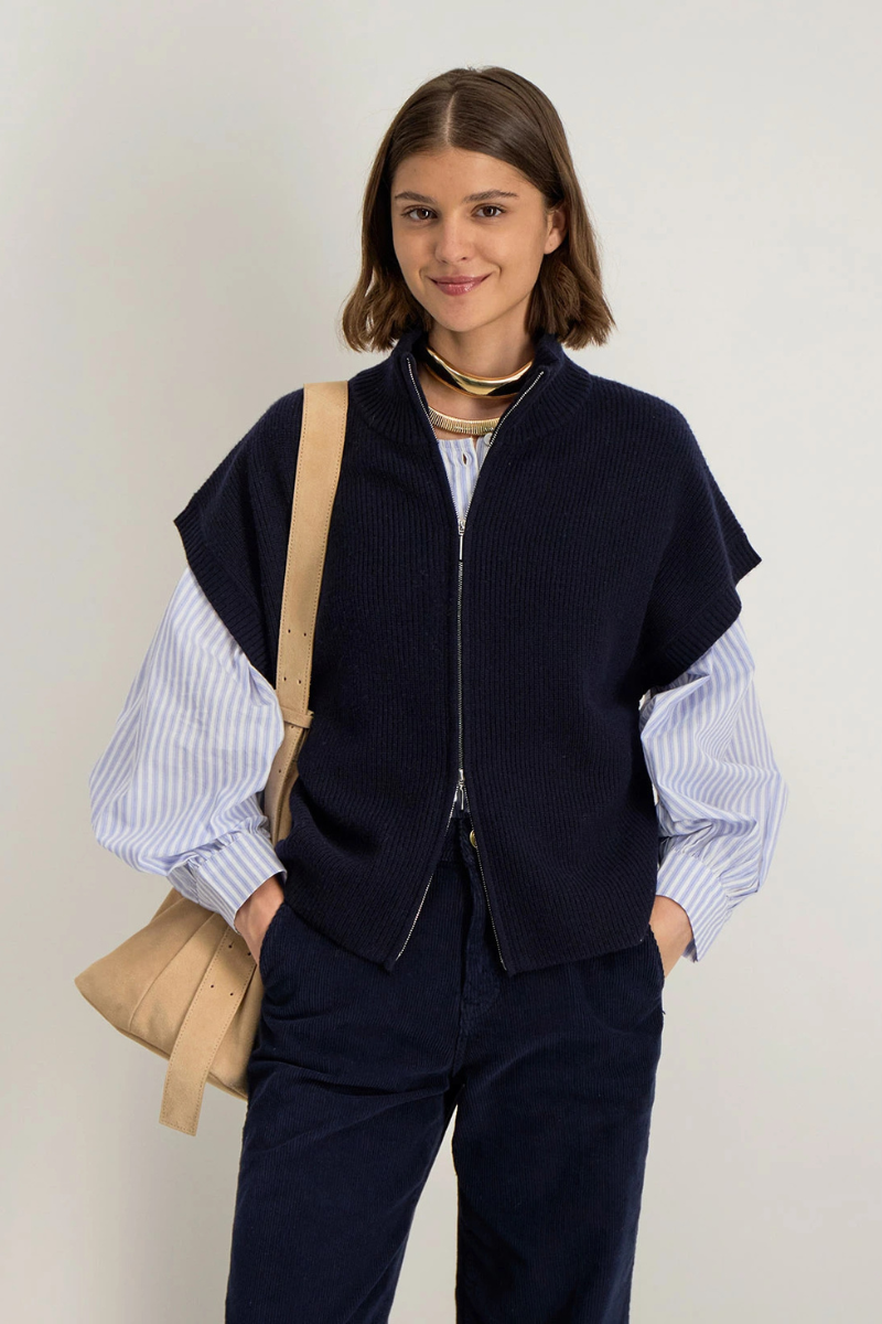 Stella Forest, Velyka Vest