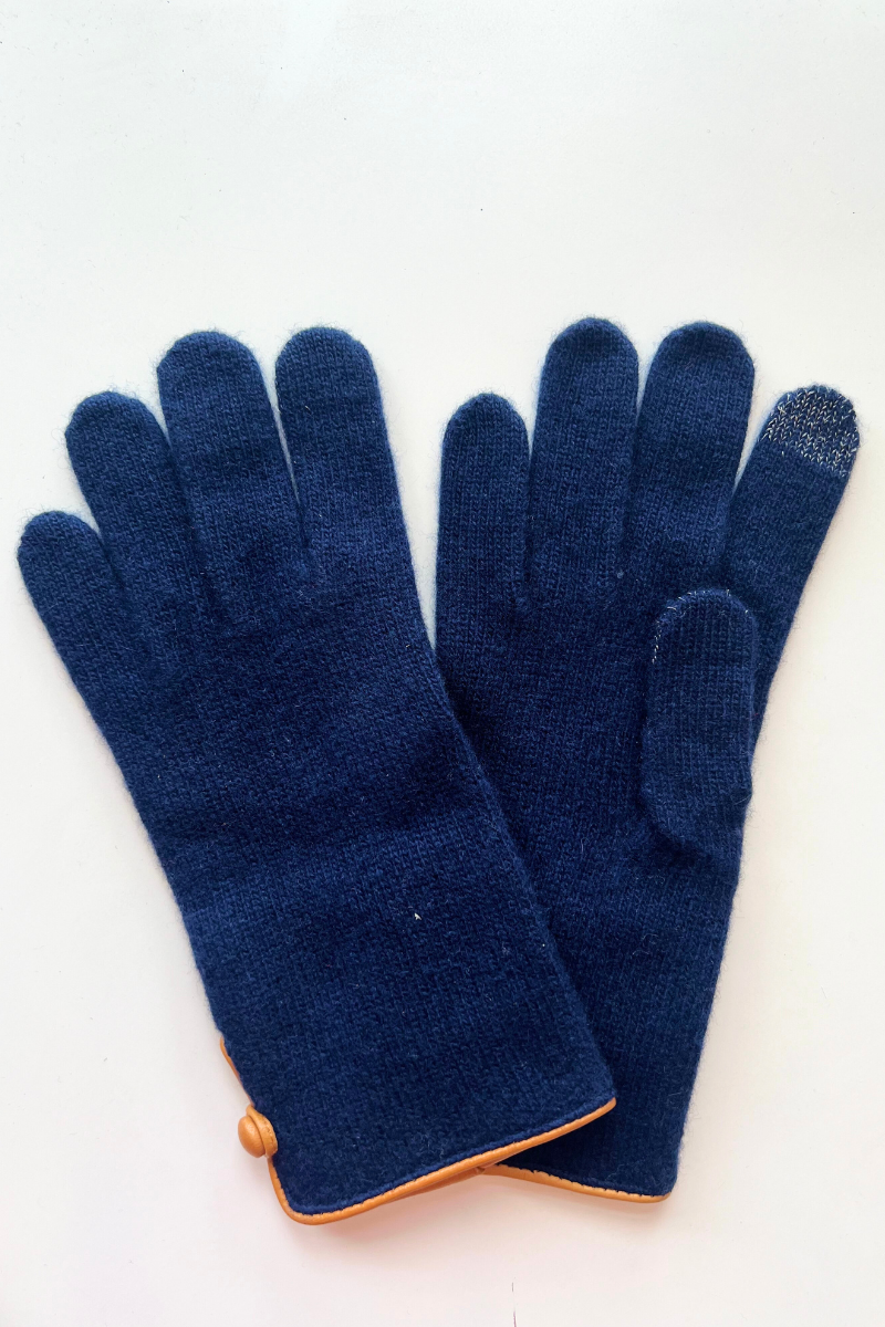 SantaCana, Wool & Cashmere Glove with Piping and Leather Button