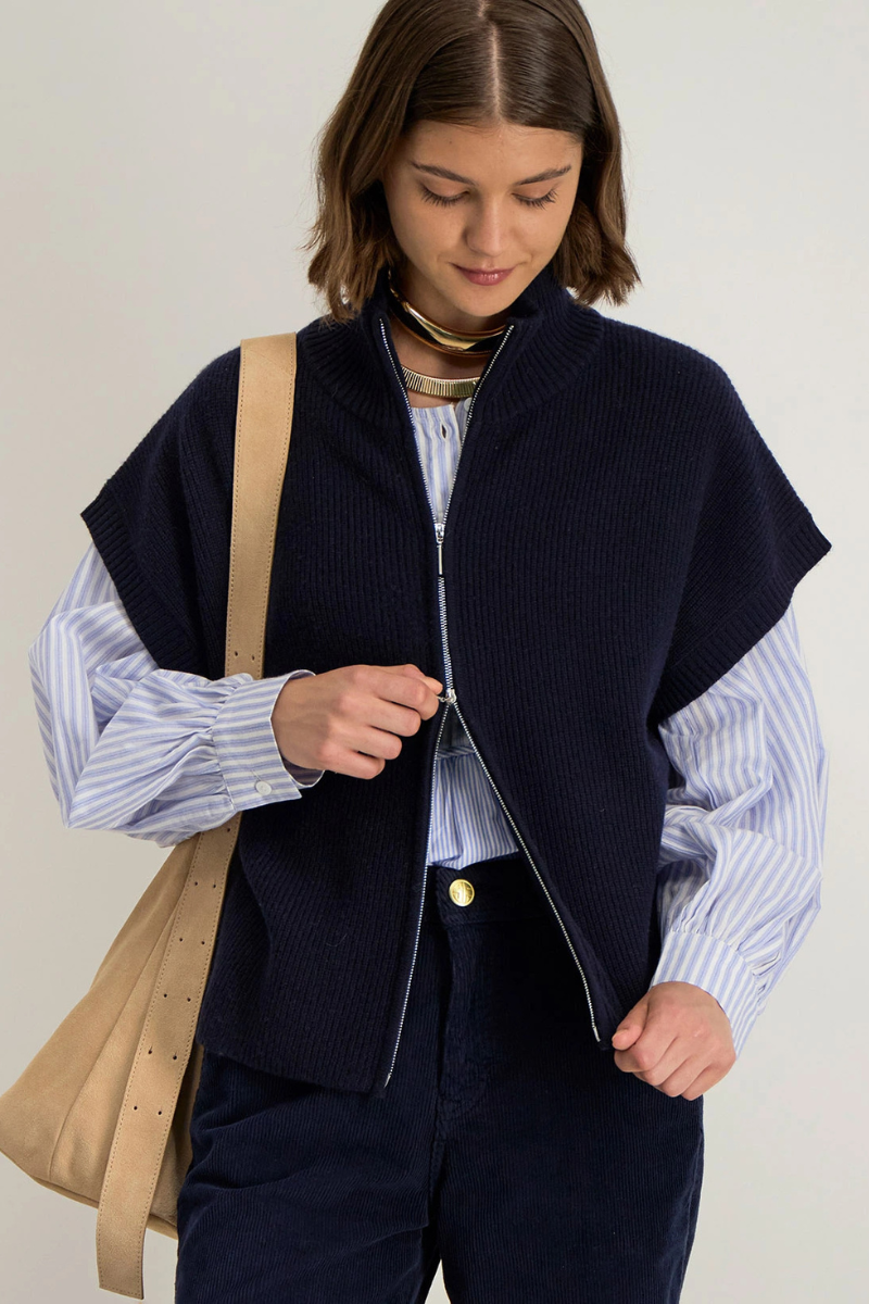 Stella Forest, Velyka Vest