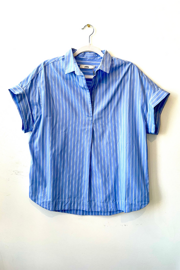 0039 Italy, Derry New Shirt- Blue & White Print