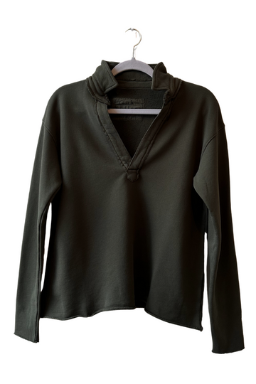 Frank & Eileen, Patrick Popover Henley-Caper