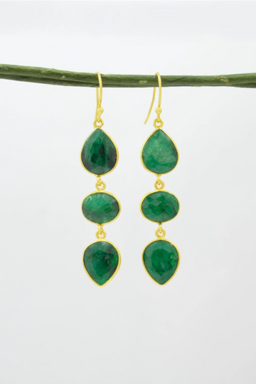 Schmuckoo, Emerald Dangle Gold Earrings