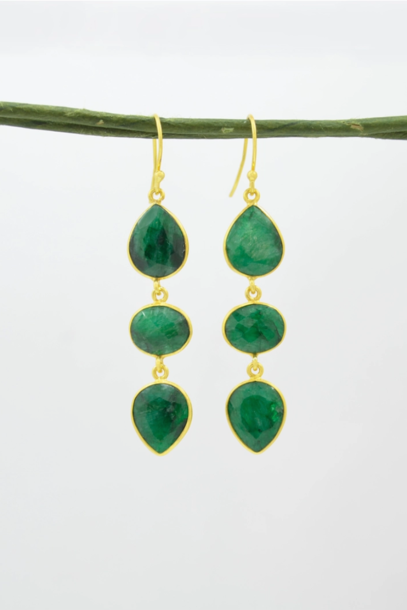 Schmuckoo, Emerald Dangle Gold Earrings